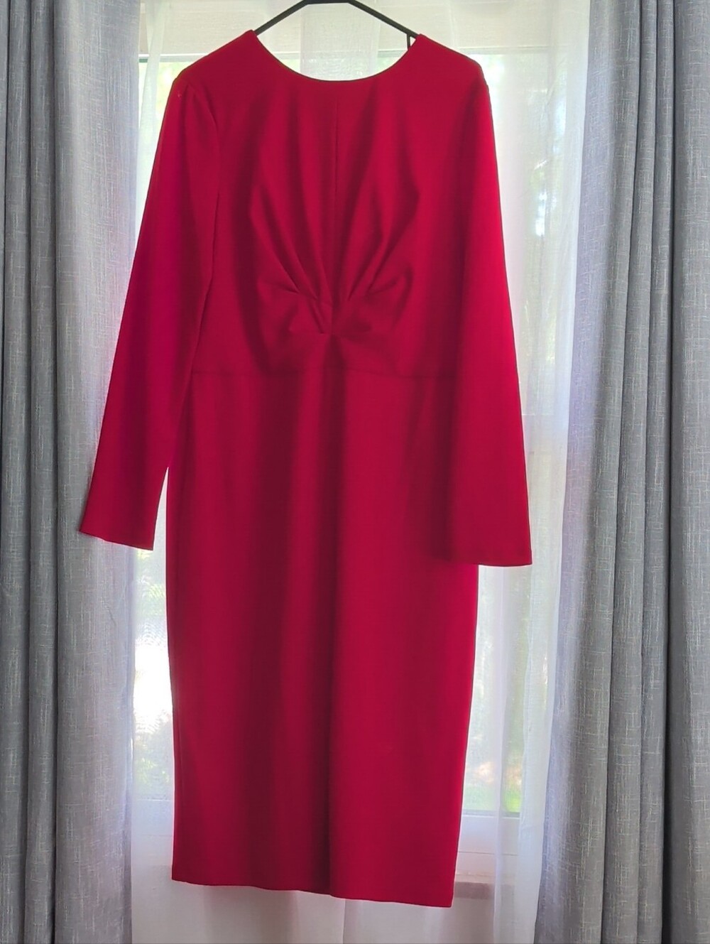 Maggy London Red Long Sleeve Twist-Front Sheath Dress